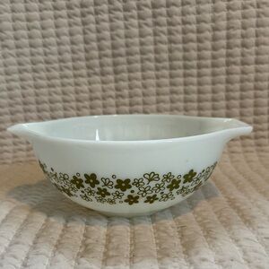 PYREX Vintage Crazy Daisy Mixing bowl